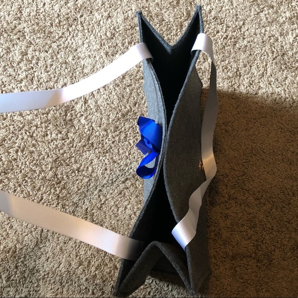 KIT & ACE (Lululemon) Gray Textile Active Tote Bag - Picture 5 of 7